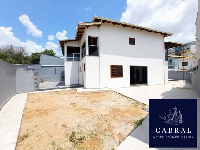 #175 - Casa para Venda em Contagem - MG
