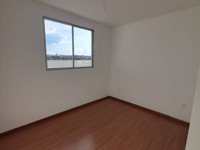 Apartamento para Venda em Contagem - 4
