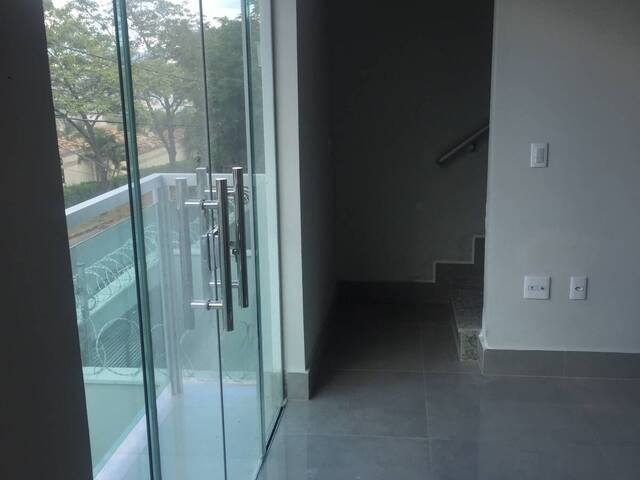 #390 - Casa Geminada para Venda em Contagem - MG