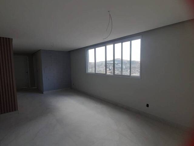 #404 - Apartamento para Venda em Contagem - MG