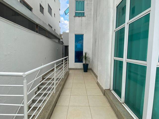 #446 - Casa para Venda em Contagem - MG