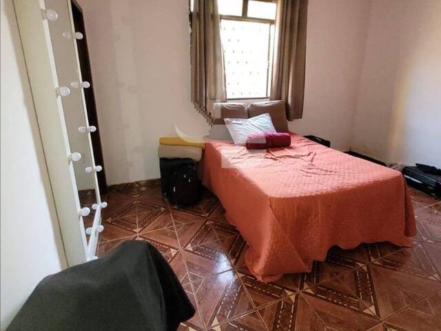 Casa para Venda em Contagem - 5