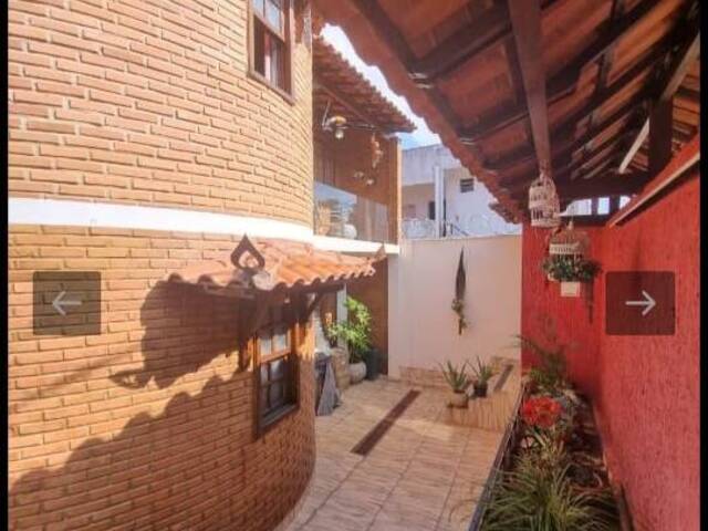 #471 - Casa para Venda em Contagem - MG