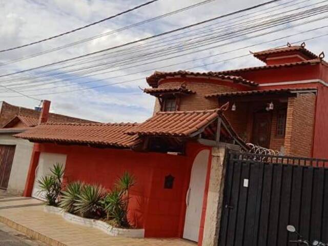 #471 - Casa para Venda em Contagem - MG