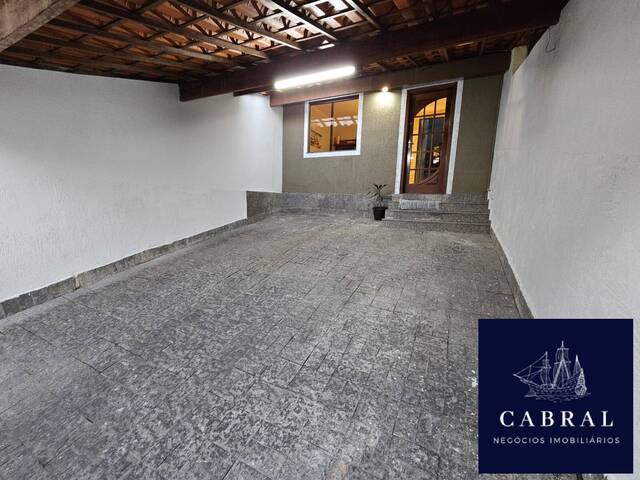 #493 - Casa Geminada para Venda em Contagem - MG