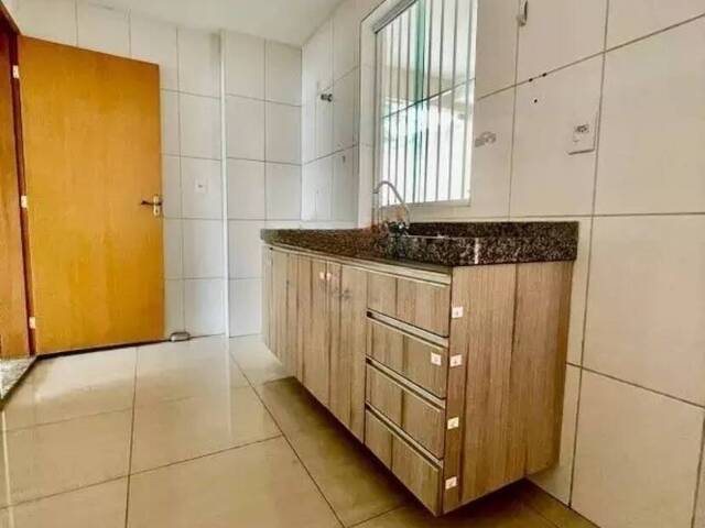 #537 - Apartamento para Venda em Contagem - MG