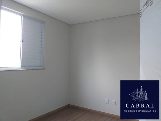 Apartamento para Venda em Contagem - 4