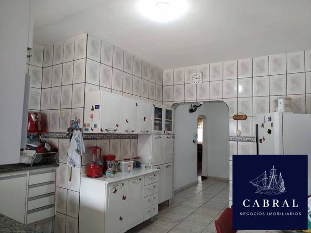 Casa para Venda em Contagem - 4