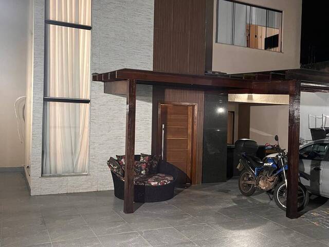 #581 - Casa para Venda em Contagem - MG