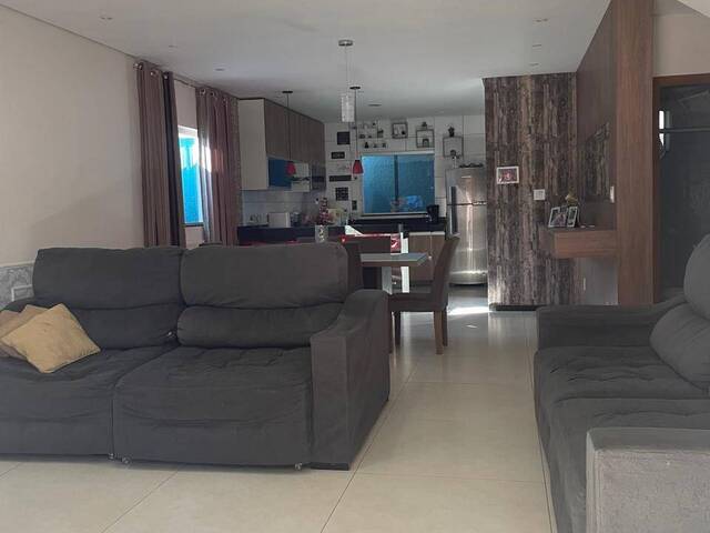 #591 - Casa para Locação em Contagem - MG