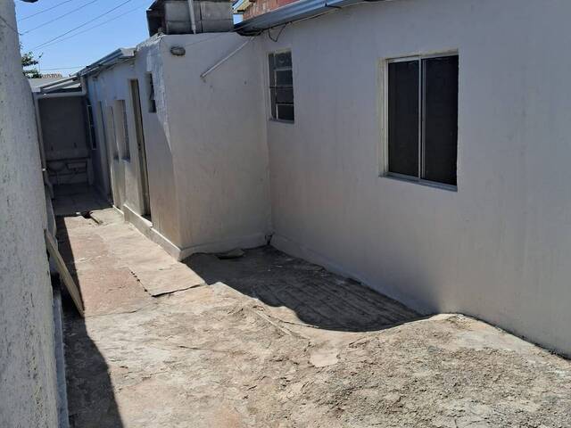 #592 - Casa para Locação em Contagem - MG