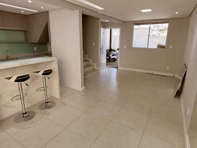 Casa em condomínio para Venda em Contagem - 2
