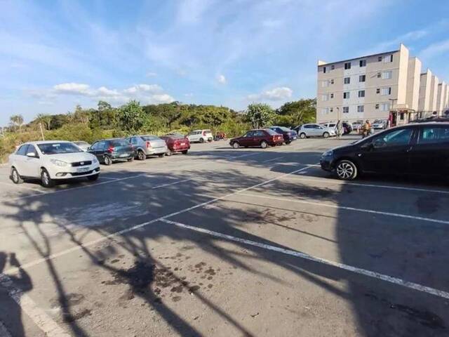 Apartamento para Venda em Contagem - 3