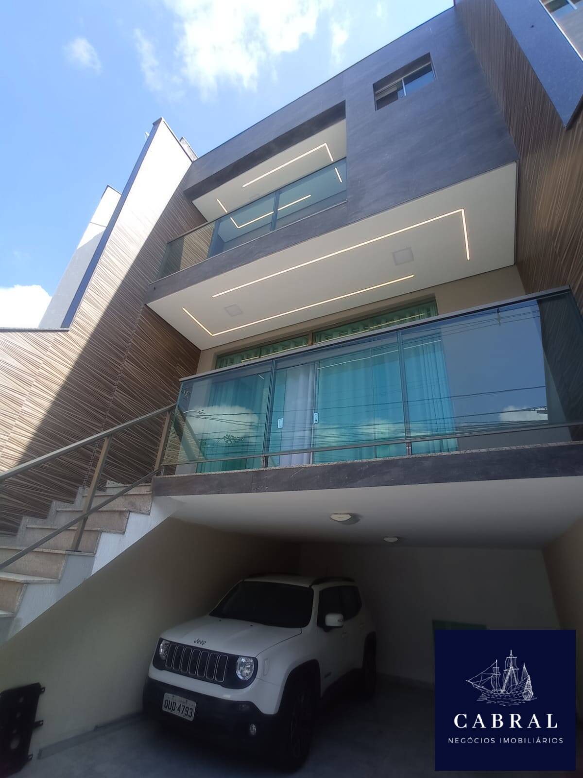 Casa à venda com 3 quartos, 240m² - Foto 3