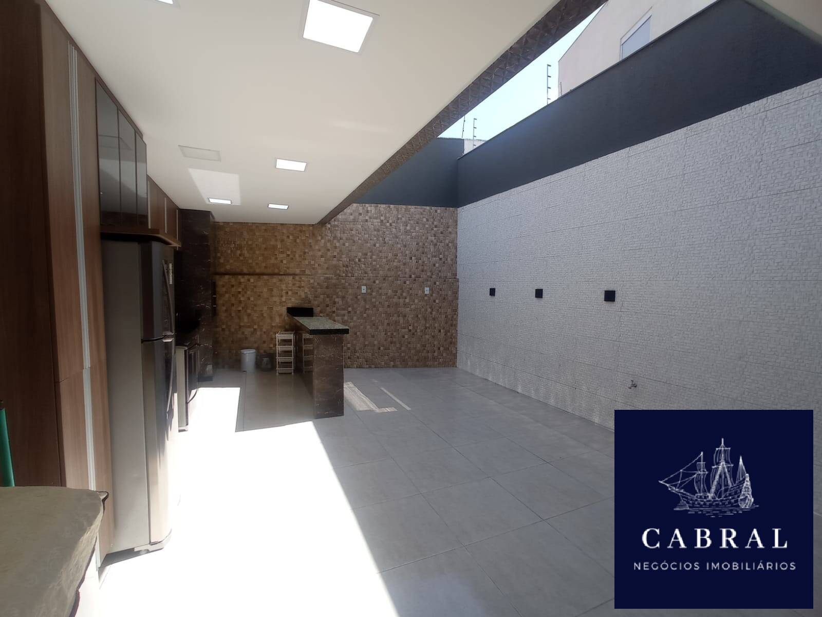 Casa à venda com 3 quartos, 240m² - Foto 6