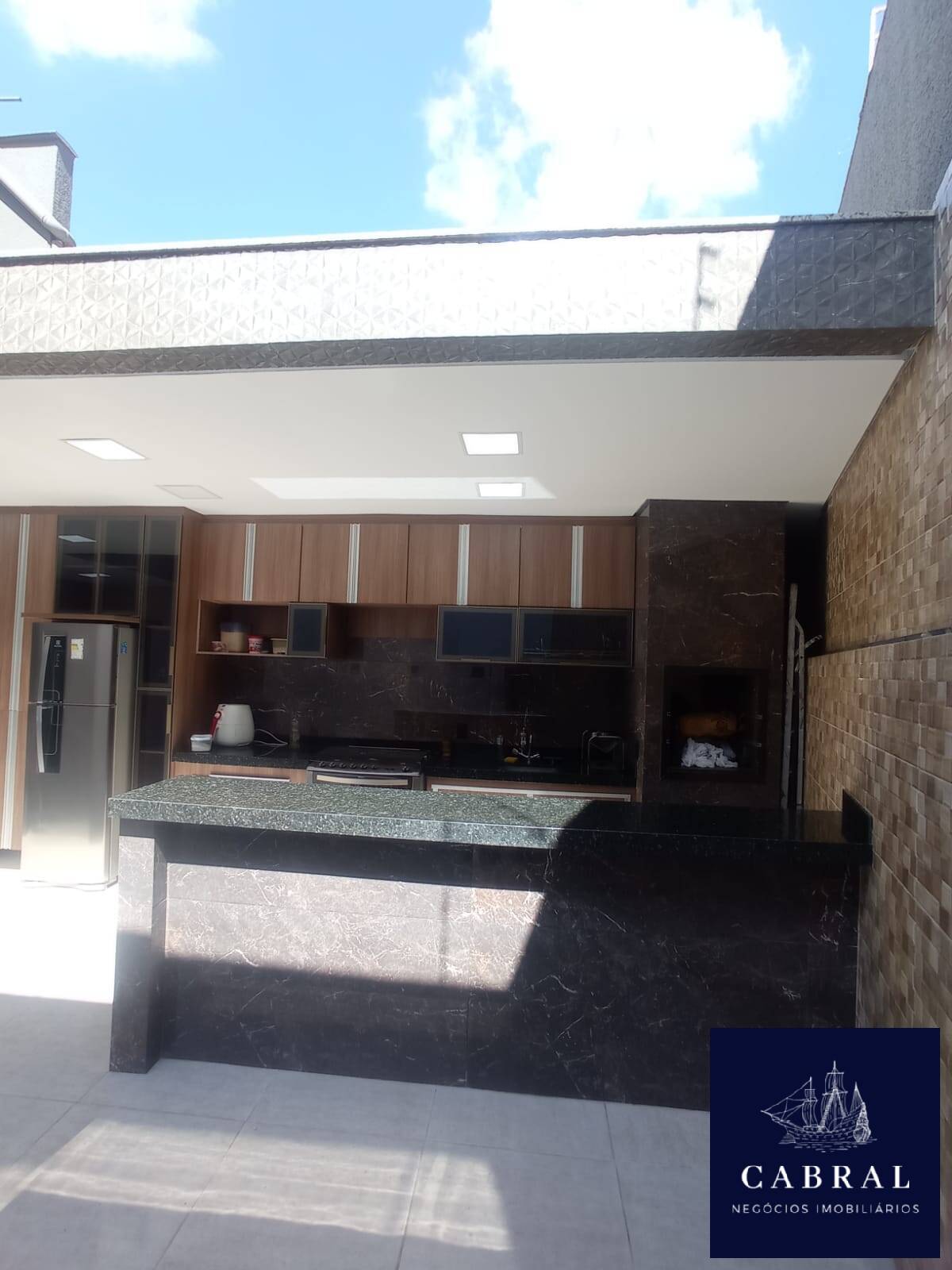 Casa à venda com 3 quartos, 240m² - Foto 17