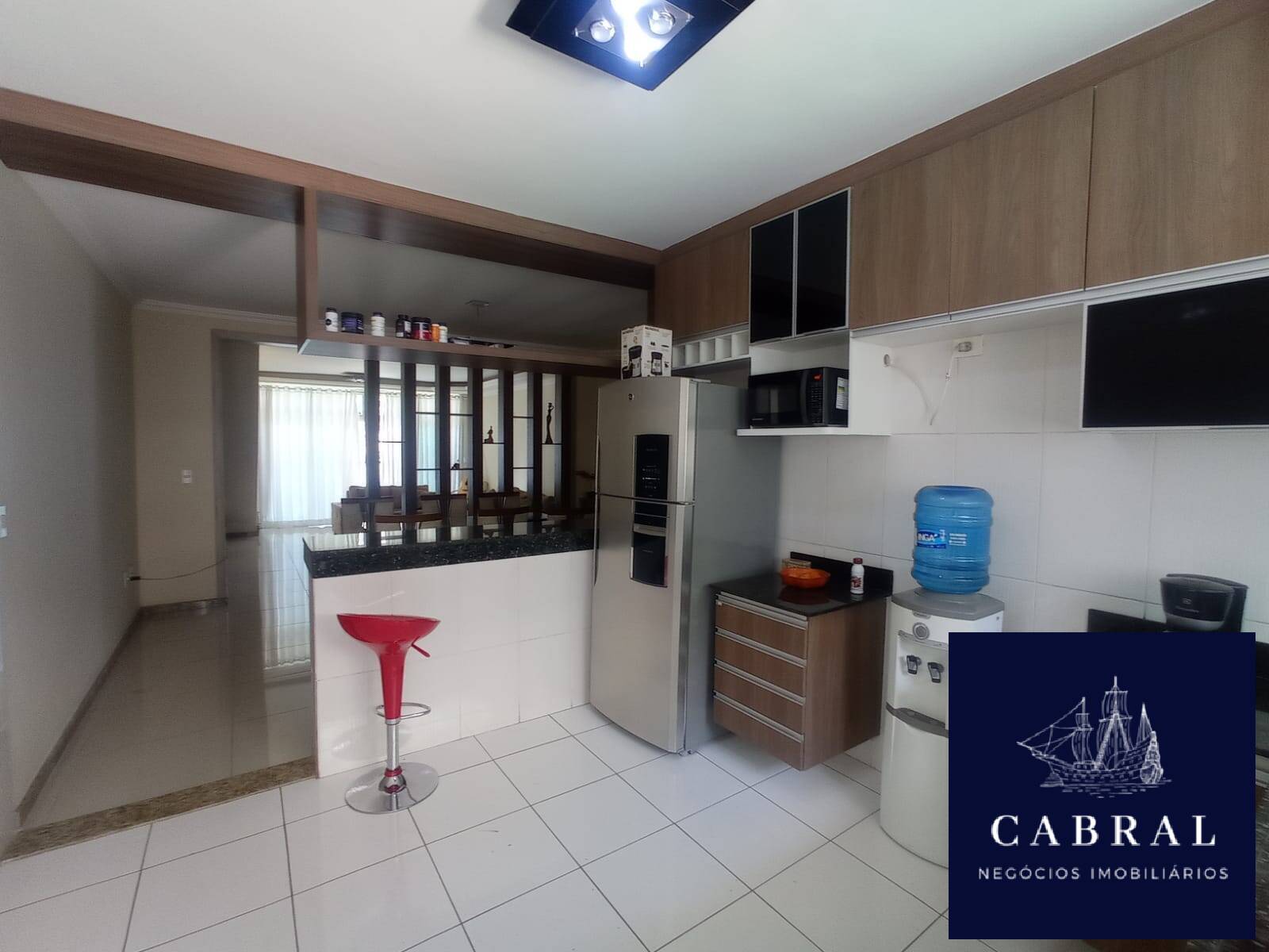 Casa à venda com 3 quartos, 240m² - Foto 18