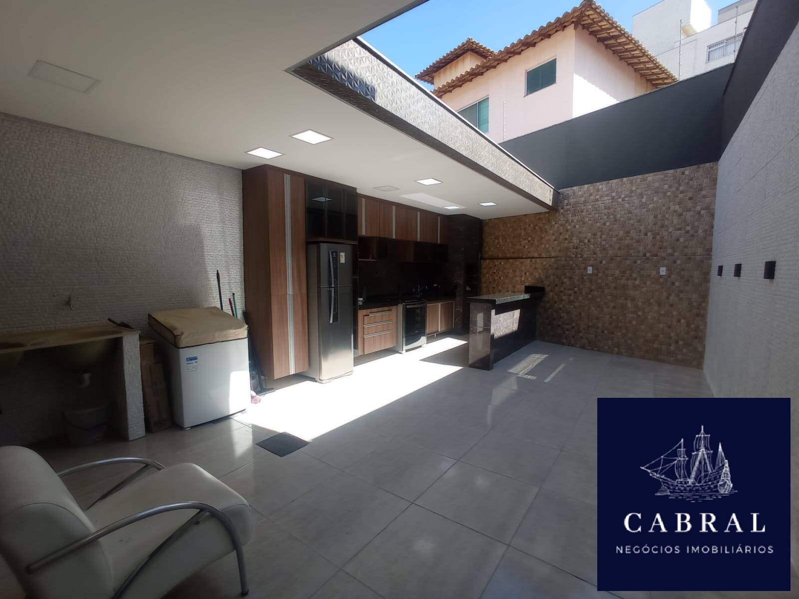 Casa à venda com 3 quartos, 240m² - Foto 19