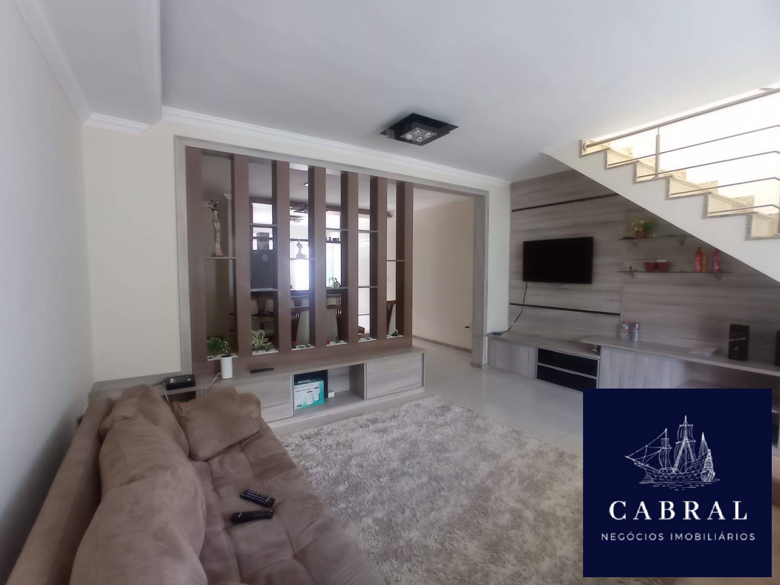 Casa à venda com 3 quartos, 240m² - Foto 34