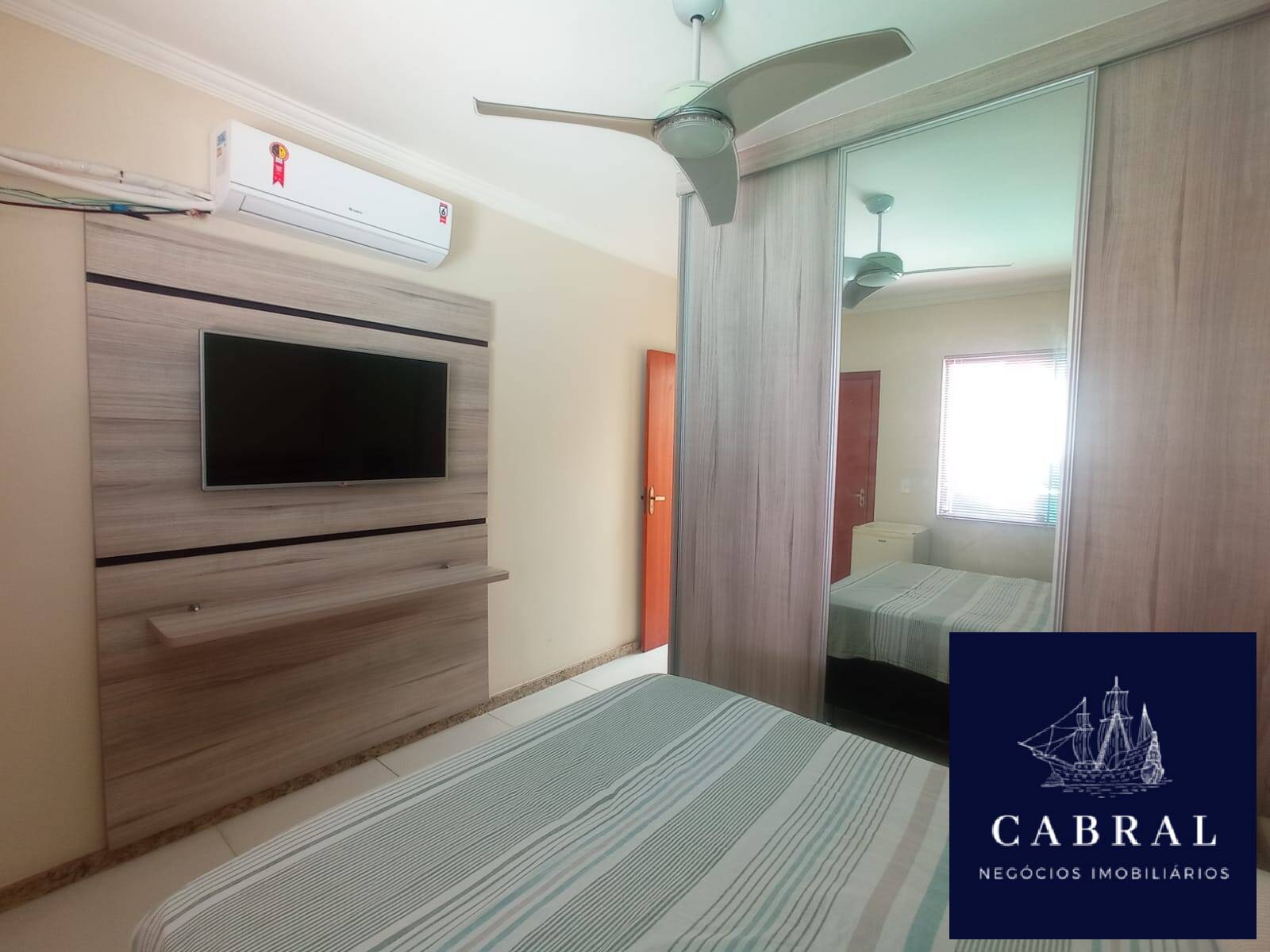 Casa à venda com 3 quartos, 240m² - Foto 38