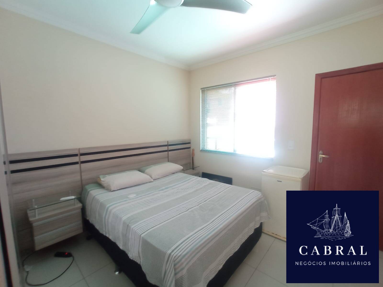 Casa à venda com 3 quartos, 240m² - Foto 40