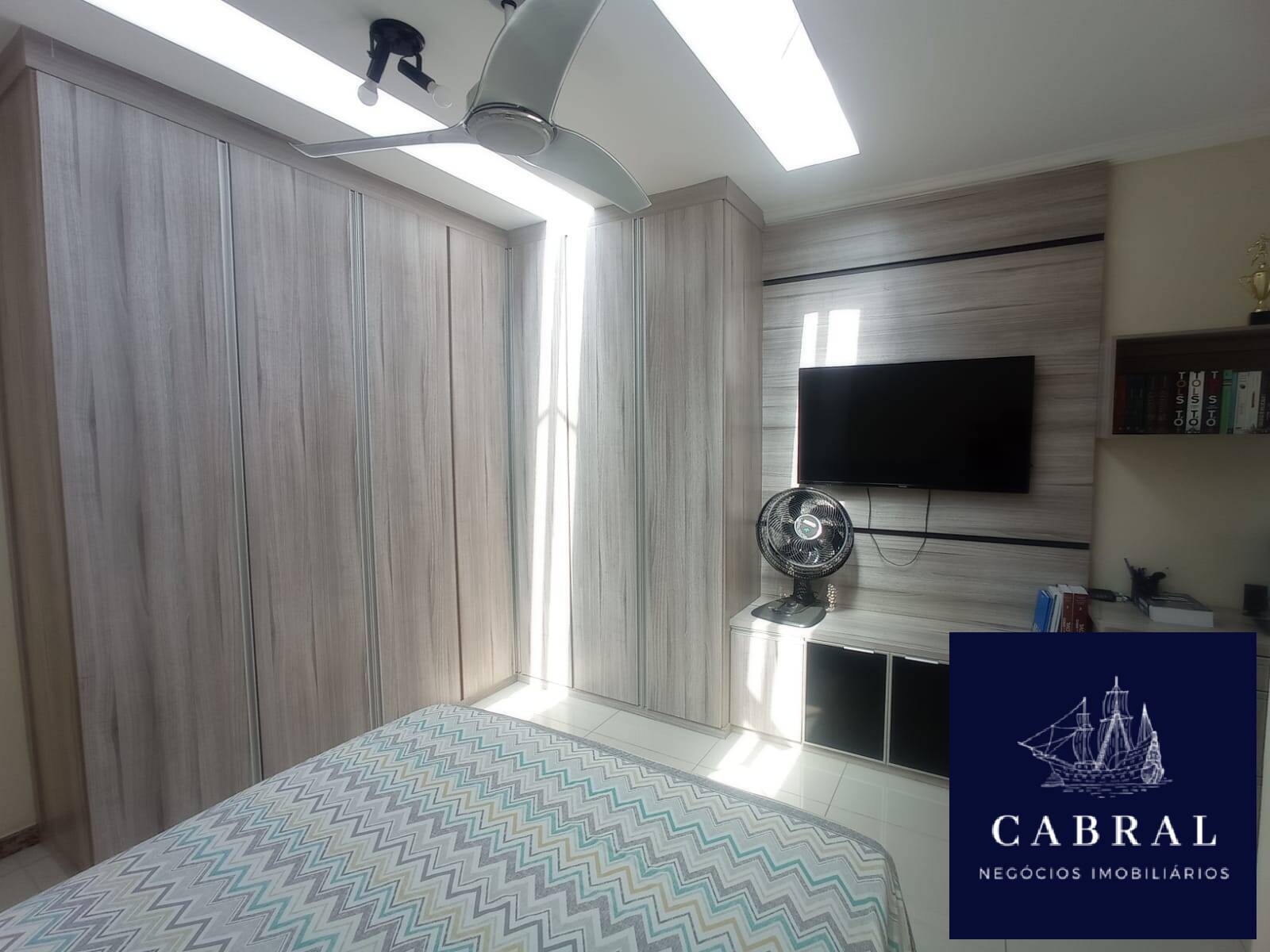 Casa à venda com 3 quartos, 240m² - Foto 46