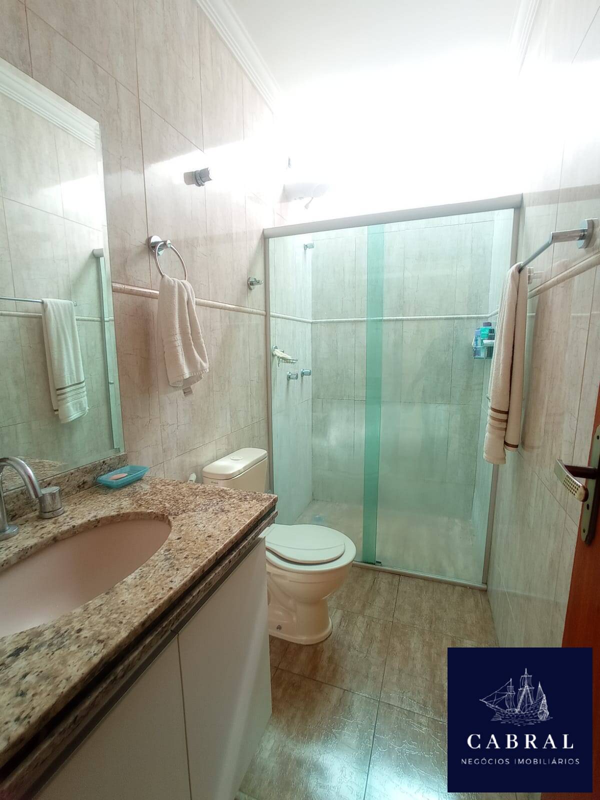 Casa à venda com 3 quartos, 240m² - Foto 50