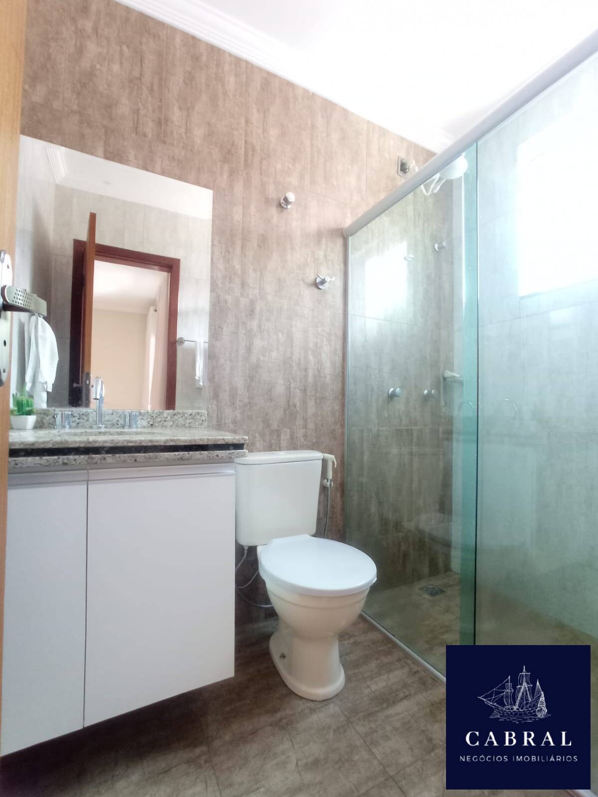 Casa à venda com 3 quartos, 240m² - Foto 57