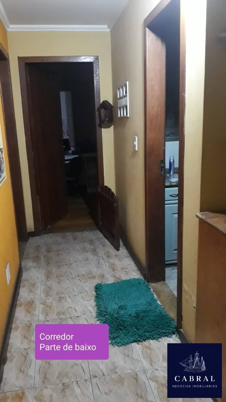 Casa à venda com 5 quartos, 364m² - Foto 4
