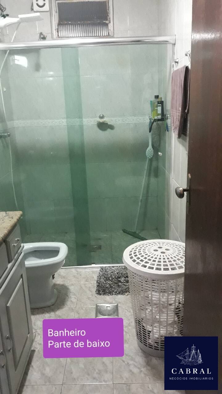 Casa à venda com 5 quartos, 364m² - Foto 11