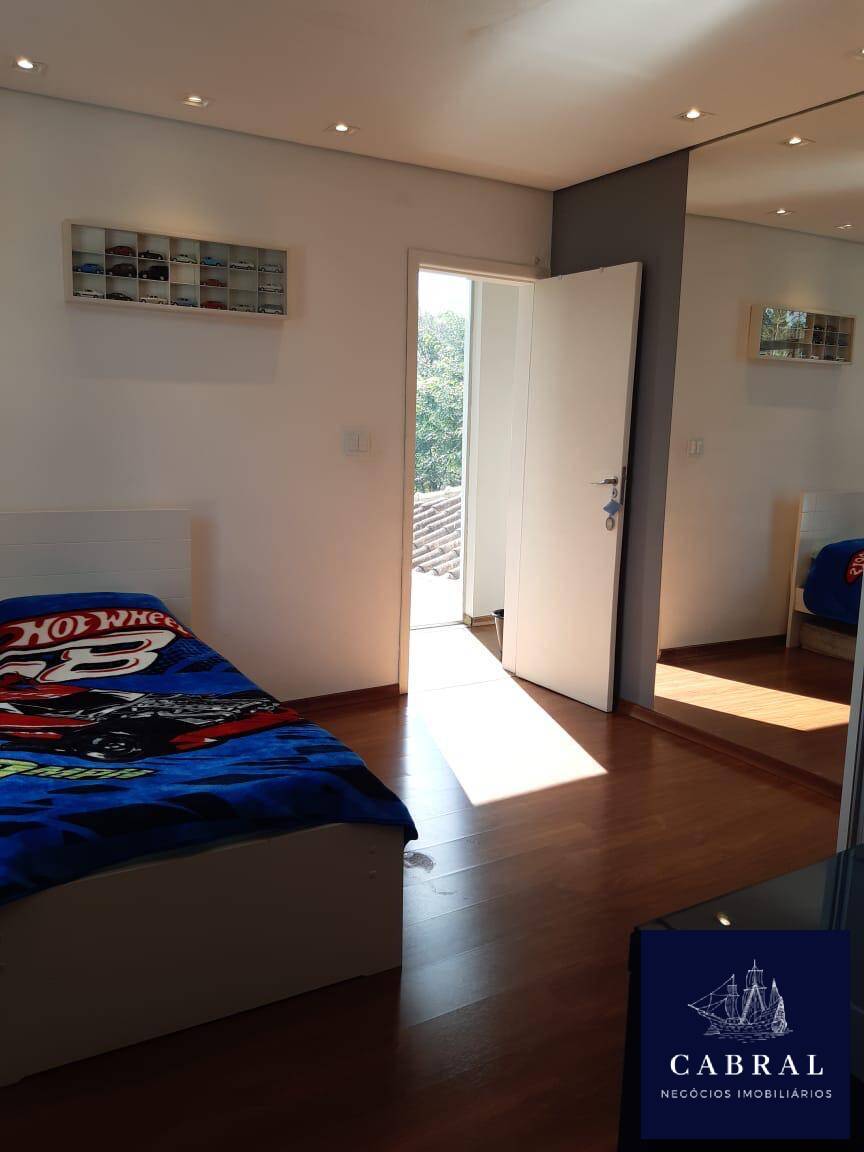 Casa à venda com 4 quartos, 195m² - Foto 10