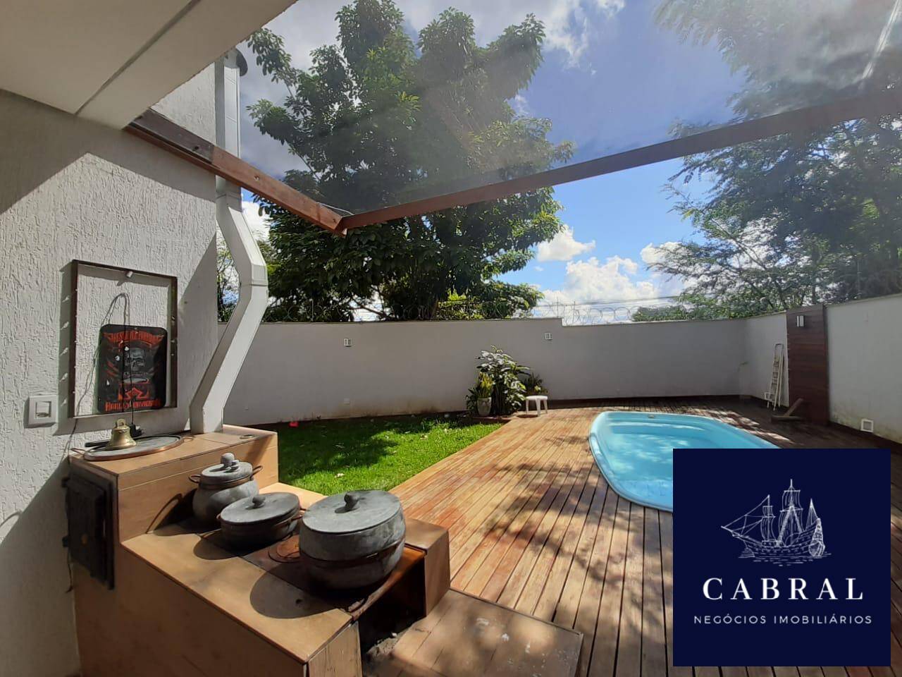 Casa à venda com 4 quartos, 195m² - Foto 16